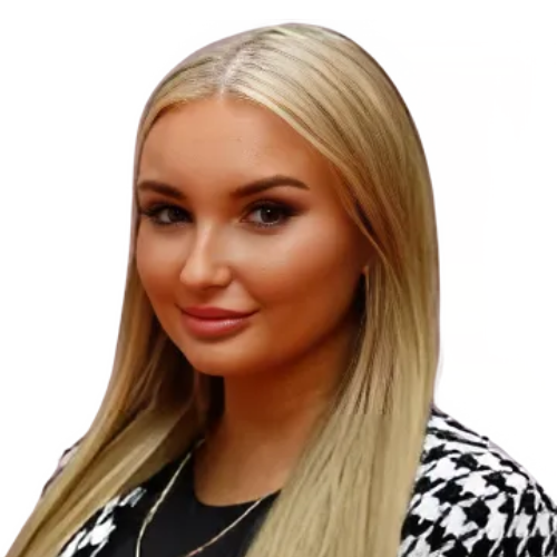 Millie Amos - Media Opportunities Millie Amos - Media Opportunities